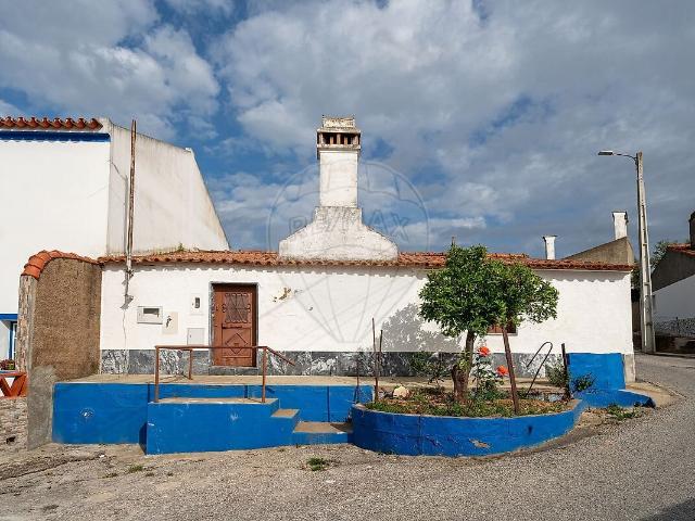 Casa venda em Aldeia da Venda, Santiago Maior