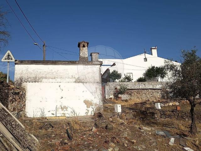 Casa venda em Reguengo e São Julião, Portalegre