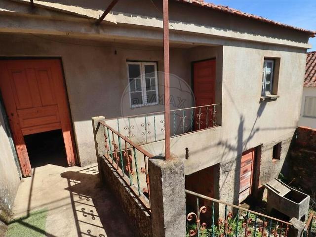 Casa venda em Vale de Prazeres e Mata da Rainha, Fundão