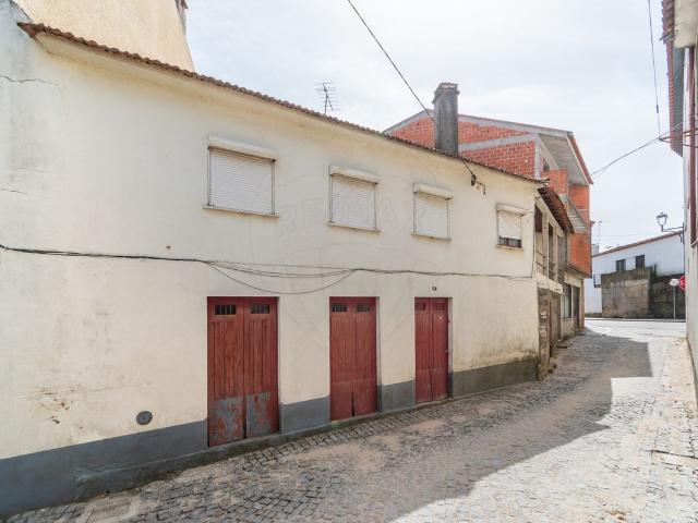 Casa venda em Argeriz, Vila Real