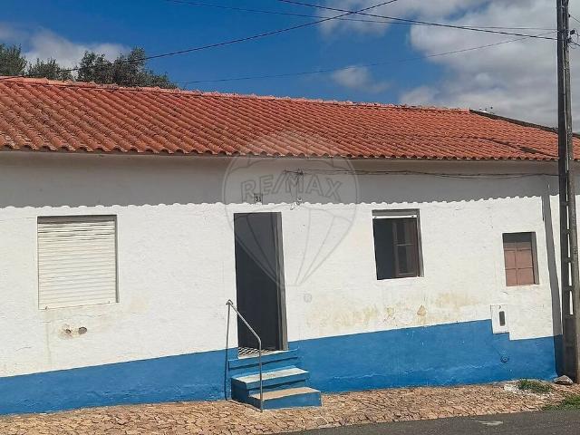 Casa venda em Viana do Alentejo