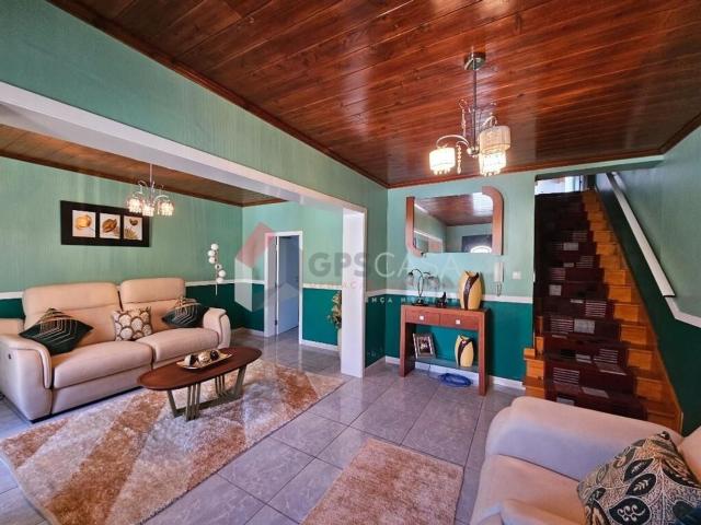 Casa venda em Açores, Agualva