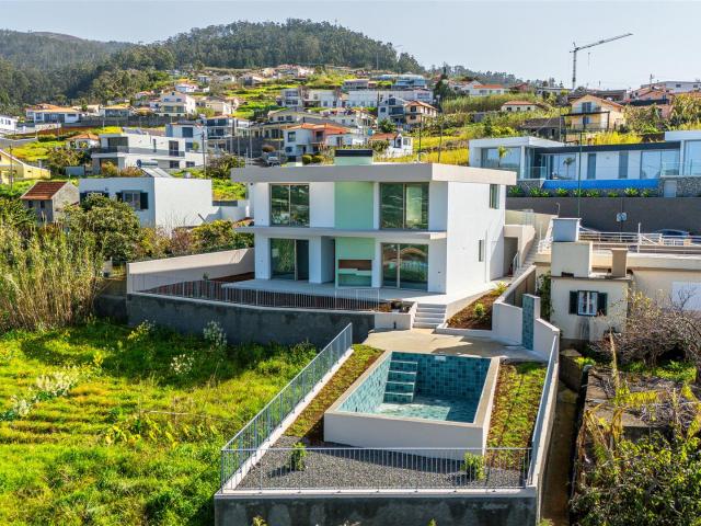 Vivenda venda em Ladeira e Lamaceiros, Arco Da Calheta