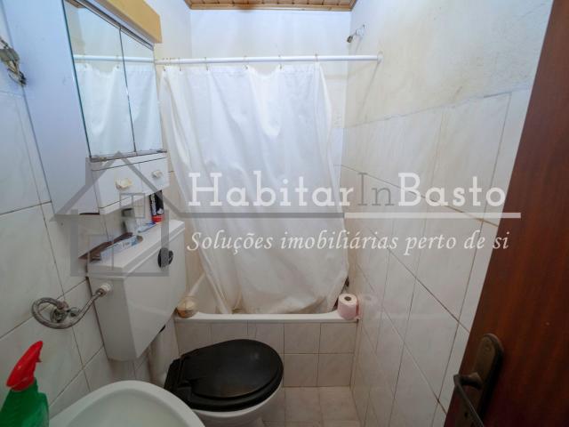Casa venda em Mondim De Basto, Vila Real