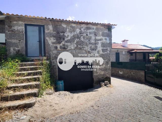 Casa venda em Calvelos, Parada Do Bouro