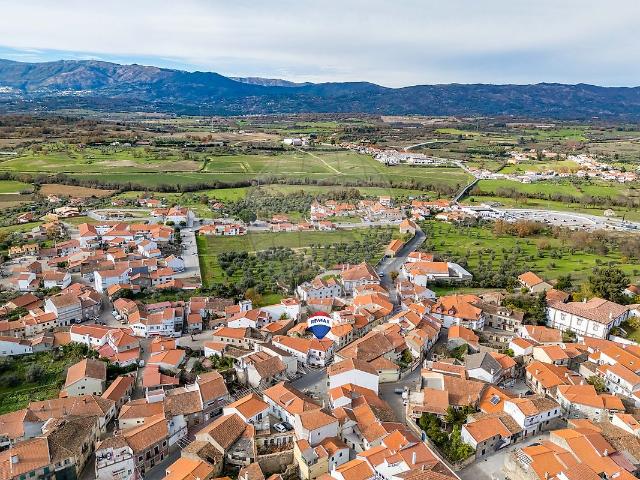 Casa venda em Castelo Branco, Caria