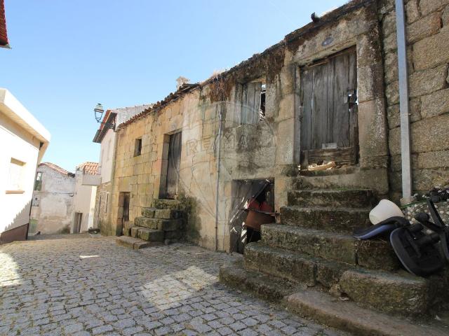 Casa venda em Castelo Branco, Caria