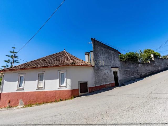 Casa venda em Porto De Mós, Leiria