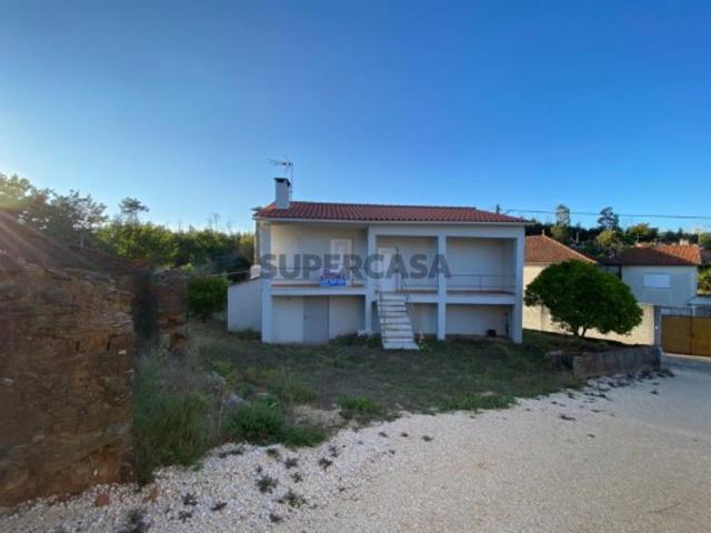Casa venda em Figueiró Dos Vinhos, Leiria