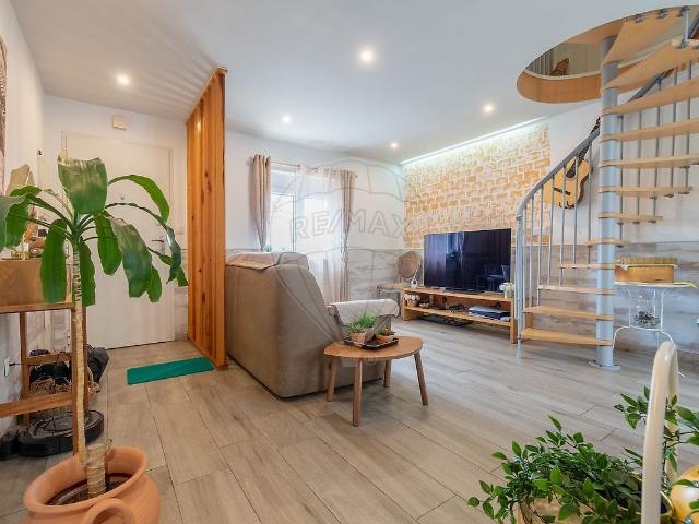 Vivenda venda em Santiago Dos Velhos, Lisboa