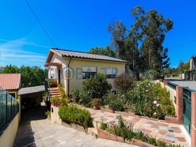 Casa venda em Maia, Gueifães