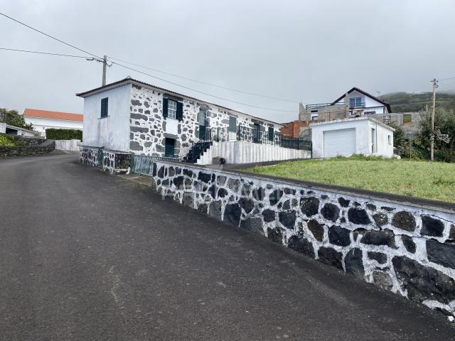 Casa venda em Açores, Velas