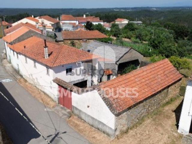 Casa venda em Covelo de Baixo, Tábua
