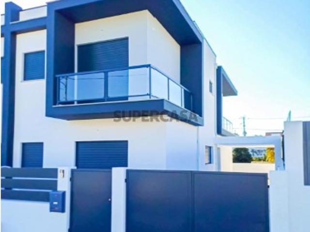 Casa venda em Seixal, Fernão Ferro