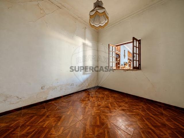 Casa venda em Cortiçóis, Almeirim