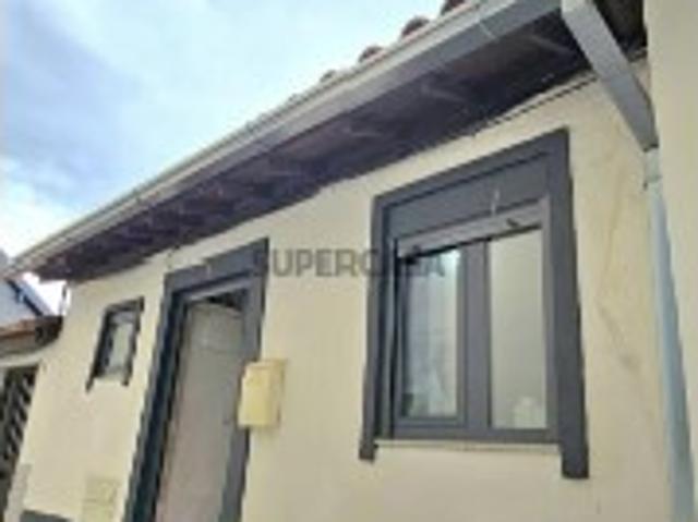 Casa venda em Castelo Branco, Canhoso