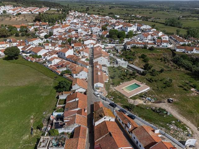 Casa alugar em Bairro Quinta da Laranjinha, Mora