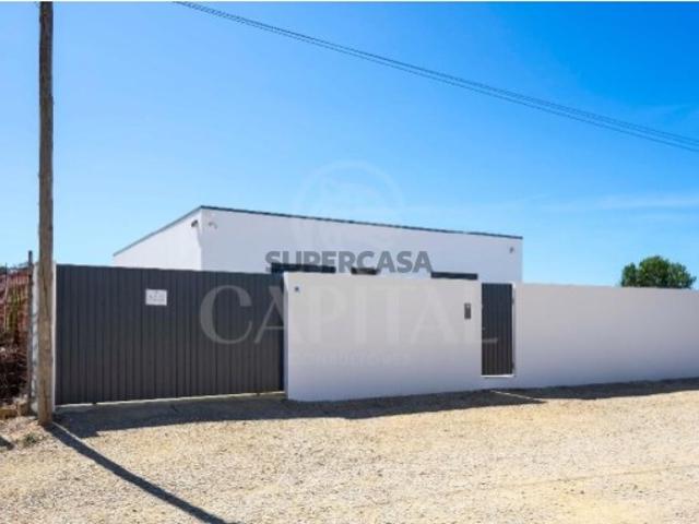 Casa venda em Fernão Ferro, Seixal