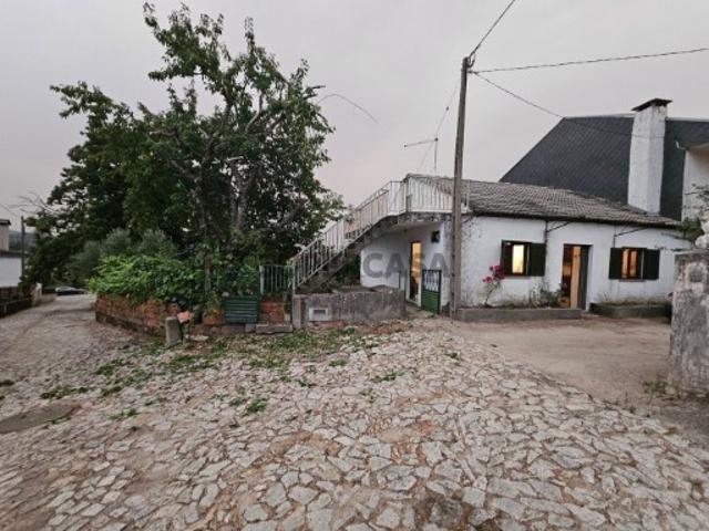 Casa venda em Fiolhoso, Vila Real