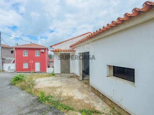 Casa venda em Teixugueira, Santa Maria Da Feira