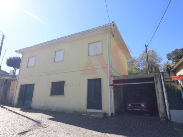 Casa venda em Santo Tirso, Porto
