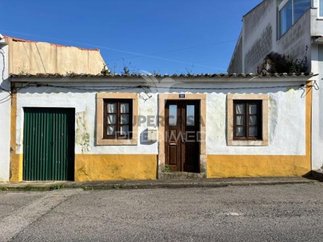 Casa venda em Rio Maior, Santarém