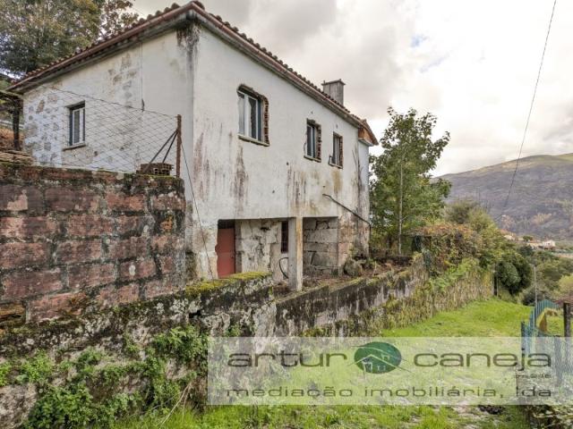 Casa venda em Junto, Grovelas São João Evangelista