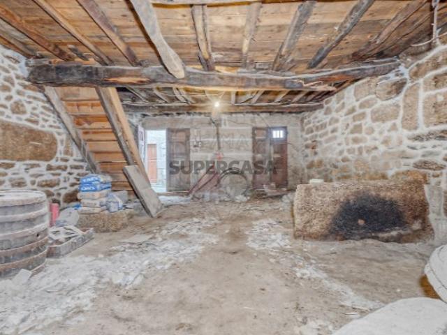 Casa venda em Possacos, Valpaços
