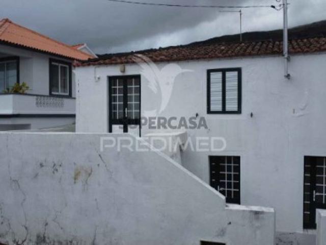 Casa venda em Açores, Madalena