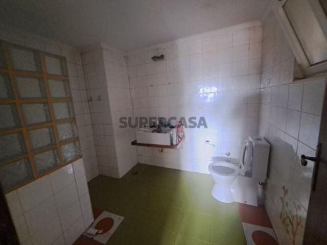 Casa venda em Bairro 1º de Maio, Beja