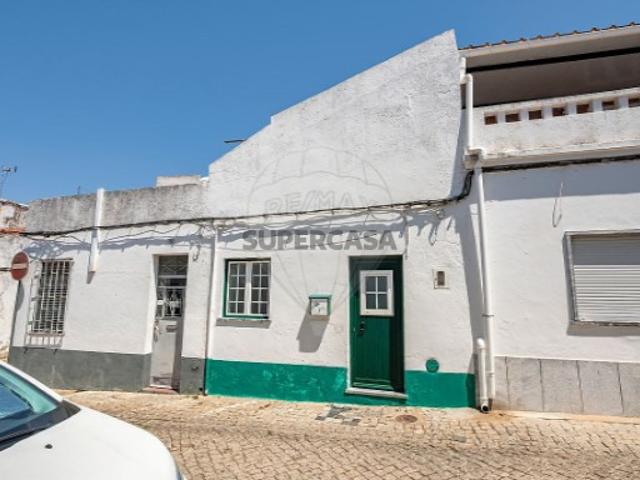Casa venda em Beja (Santiago Maior e São João Baptista), Beja