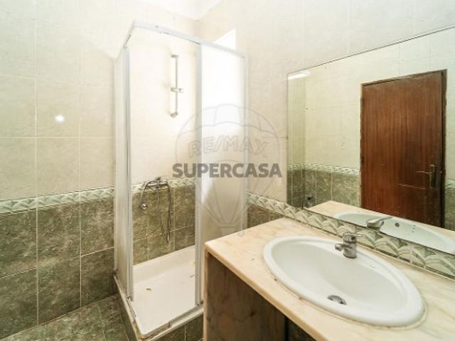 Casa venda em Sobral, Sapataria