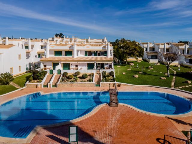 Casa venda em Albufeira e Olhos de Água, Albufeira