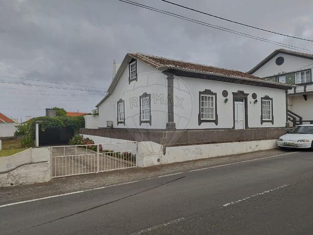 Casa venda em Açores, Lajes