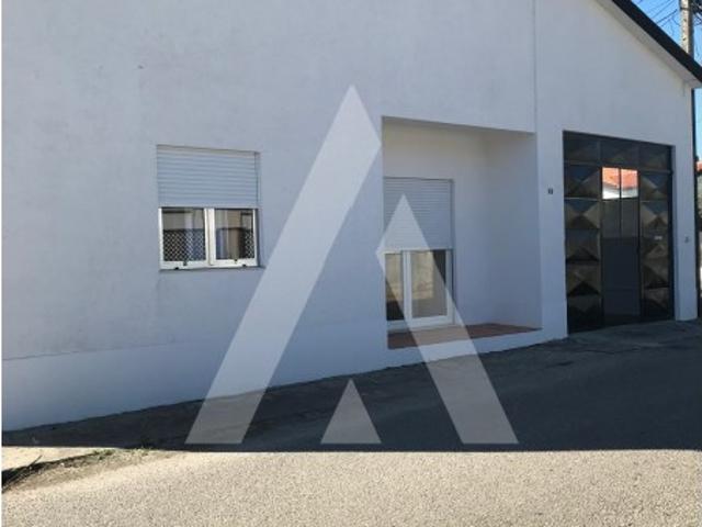 Casa venda em Oliveira Do Bairro, Aveiro
