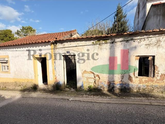 Casa venda em Rio Maior, Santarém