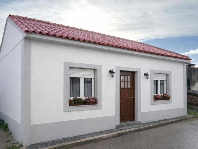 Casa venda em Cadaval, Vermelha