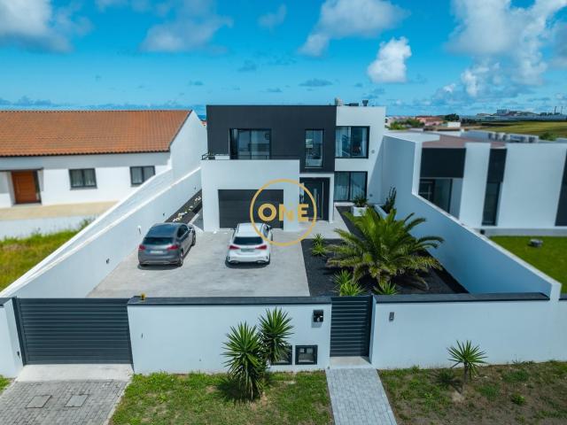 Casa venda em Açores, Ribeira Grande