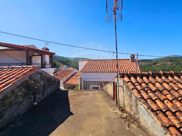 Casa venda em Castelo Branco, Oleiros