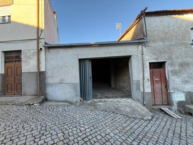 Casa venda em Mourilhe, Viseu