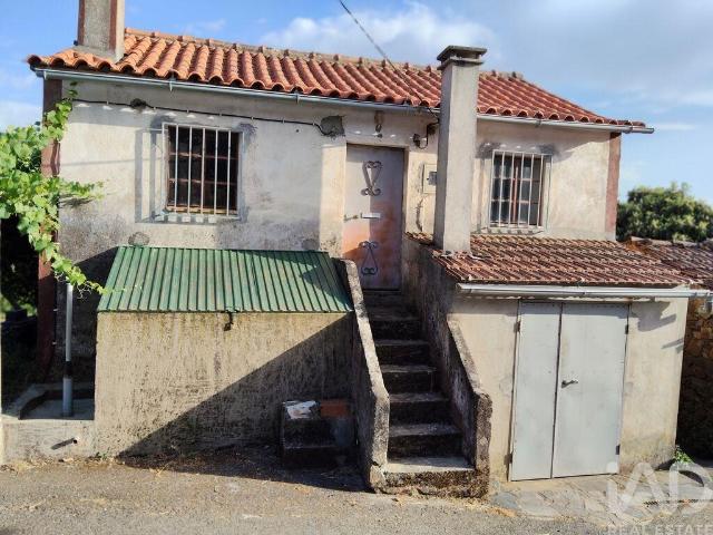 Casa venda em Castelo Branco, Oleiros