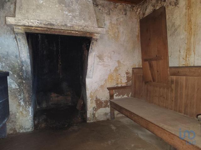 Casa venda em Mogadouro, Bragança