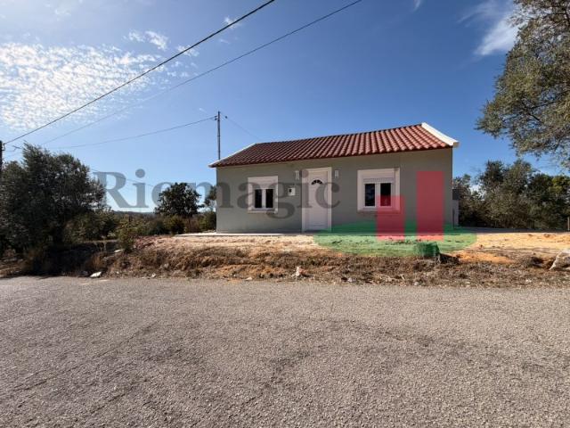 Casa venda em São João da Ribeira e Ribeira de São João, Rio Maior