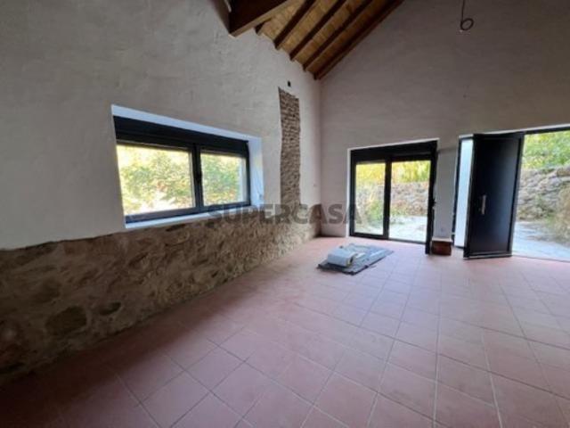 Casa venda em Figueiró Dos Vinhos, Leiria