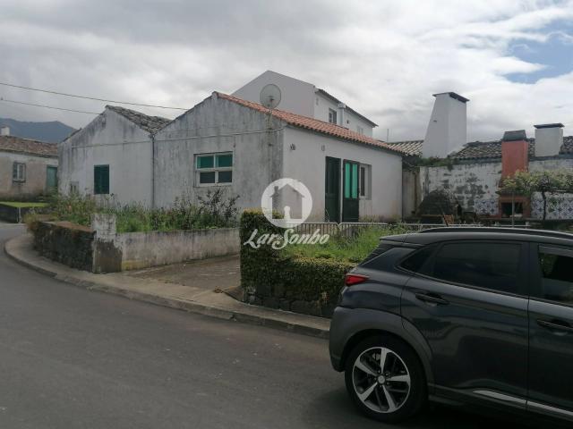 Casa venda em Açores, Algarvia