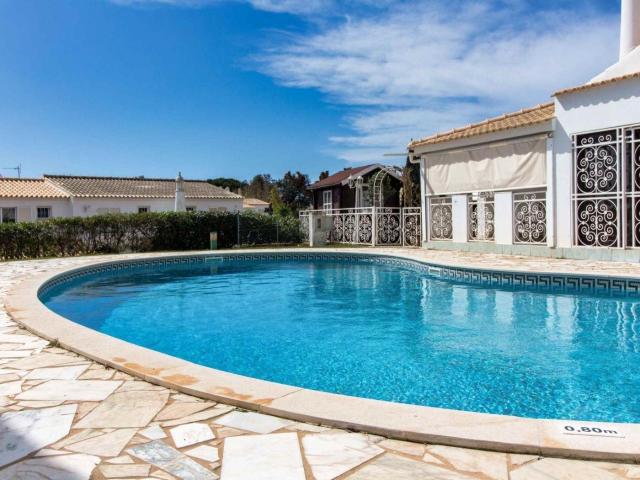 Vivenda venda em Albufeira e Olhos de Água, Albufeira