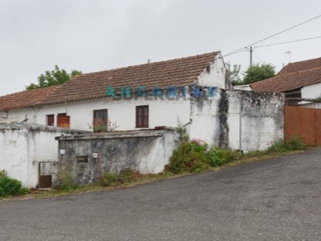 Casa venda em Porto De Mós, Leiria