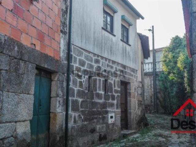 Casa venda em Crescido, Fataúnços