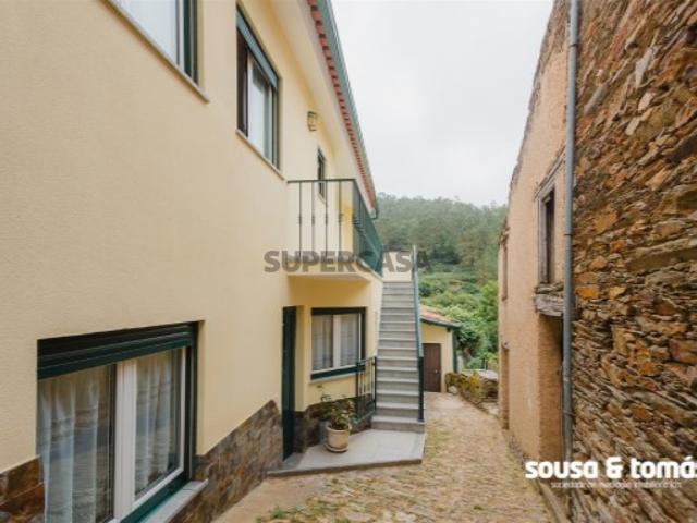 Casa venda em Arganil, Folques