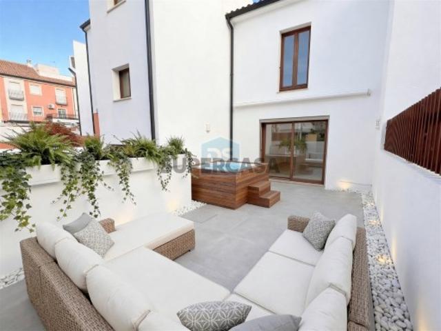 Casa venda em Quarteira, Loulé